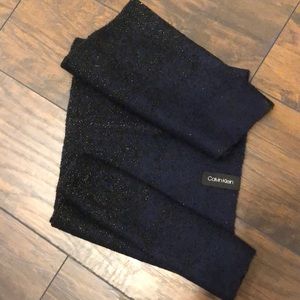 NWOT Calvin Klein infinity scarf. Midnight blue